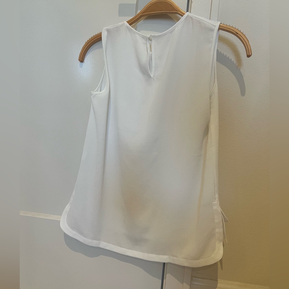 blouse - Picture 2 of 2